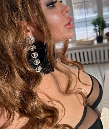 Анкета проститутки Эльмира - город Снигирёвка, 41 год, №2999